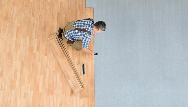 Laminate Installation | Distinctive Flooring