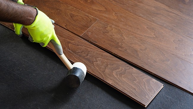 Hardwood Installation | Distinctive Flooring